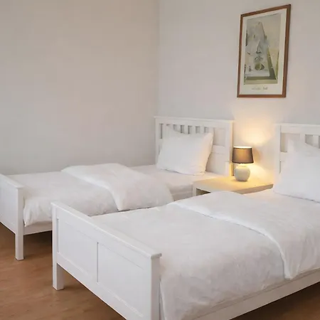 Sweet Apartment *